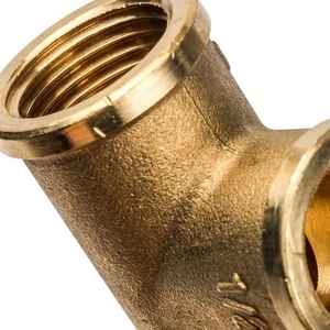 Тройник с внутренней резьбой ВВВ STOUT ЛАТУНЬ  (SFT-0019)