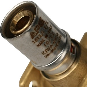 Водорозетка проходная пресс STOUT для металлопластиковых труб (SFP-0015)