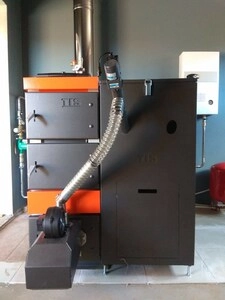Твердотопливный котел TIS PRO DR 17